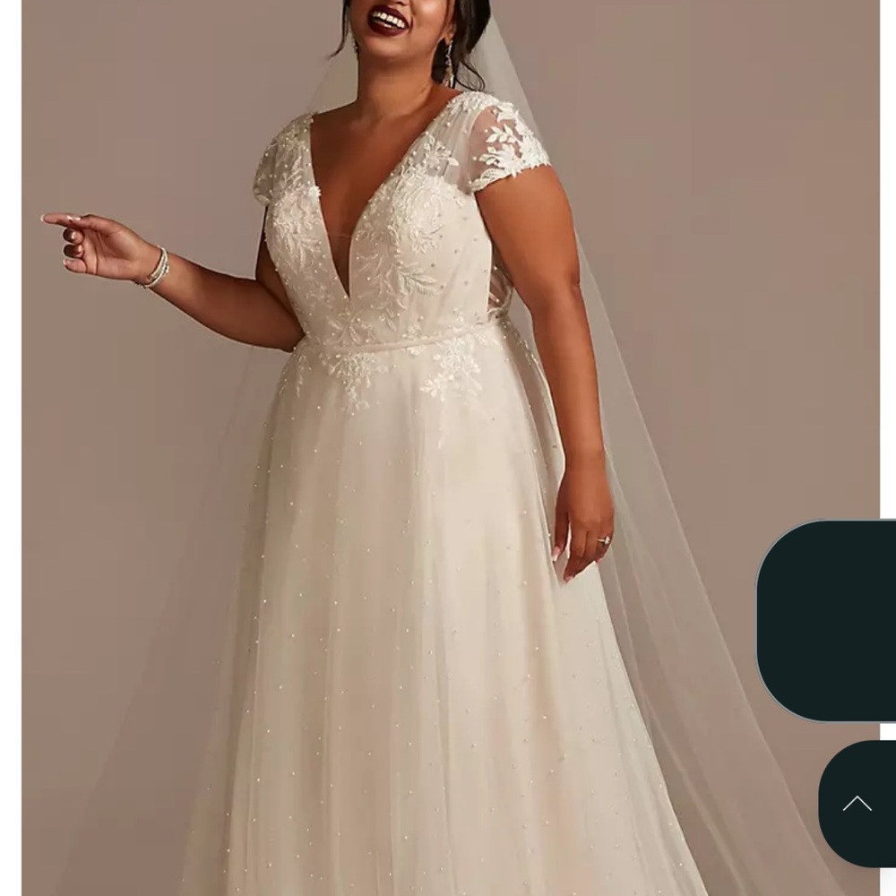 Elegant Cream Wedding Dress